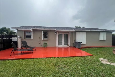 Villa ou maison à vendre à Homestead, Floride: 3 chambres, 159.05 m2 № 2068255 - photo 27