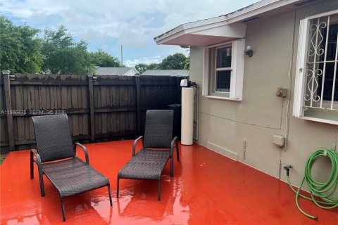 Villa ou maison à vendre à Homestead, Floride: 3 chambres, 159.05 m2 № 2068255 - photo 26