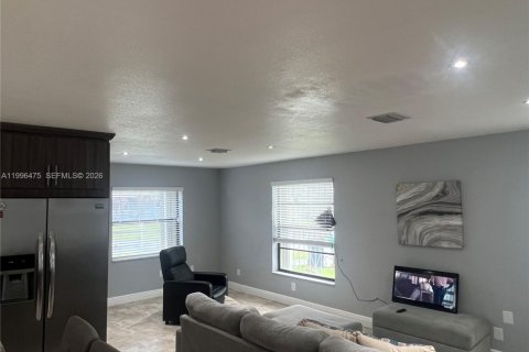 Villa ou maison à vendre à Homestead, Floride: 3 chambres, 159.05 m2 № 2068255 - photo 24