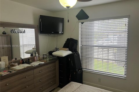 Villa ou maison à vendre à Homestead, Floride: 3 chambres, 159.05 m2 № 2068255 - photo 6