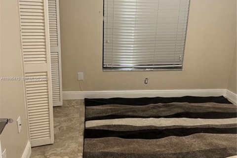 Villa ou maison à vendre à Homestead, Floride: 3 chambres, 159.05 m2 № 2068255 - photo 8