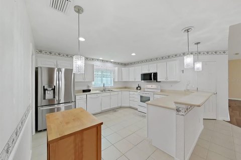 Купить виллу или дом в Уэсли-Чепел, Флорида 4 комнаты, 142.6м2, № 2197194 - фото 19