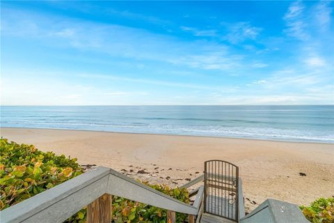 Condominio en alquiler en Vero Beach, Florida, 3 dormitorios, 218.6 m2 № 1091802 - foto 1