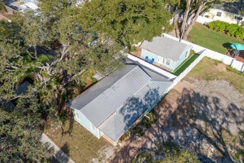 Casa en Dunedin, Florida 3 dormitorios, 406.26 m2 № 2231763