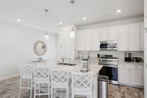 Touwnhouse à vendre à Kissimmee, Floride: 2 chambres, 129.51 m2 № 2296232 - photo 15