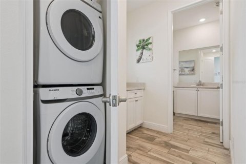 Touwnhouse à vendre à Kissimmee, Floride: 2 chambres, 129.51 m2 № 2296232 - photo 29