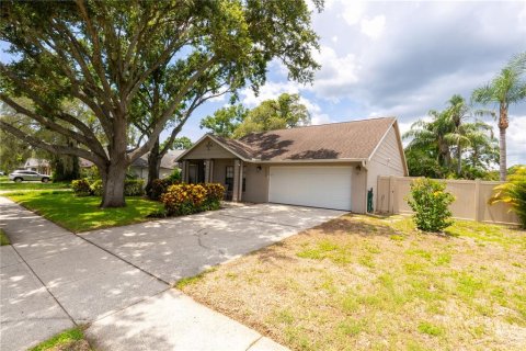 Casa en venta en Tampa, Florida, 3 dormitorios, 153.2 m2 № 1781304 - foto 5