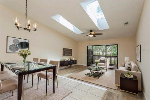 Condo in Pinellas Park, Florida, 2 bedrooms  № 1796059 - photo 4