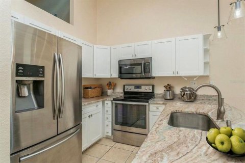 Condo in Pinellas Park, Florida, 2 bedrooms  № 1796059 - photo 6