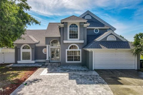 House in Orlando, Florida 4 bedrooms, 191.1 sq.m. № 1885883 - photo 1