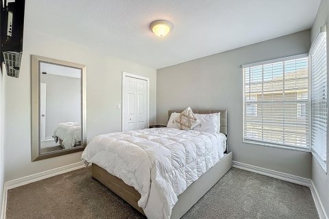House in Orlando, Florida 4 bedrooms, 191.1 sq.m. № 1885883 - photo 27