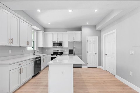 Casa en venta en Winter Haven, Florida, 3 dormitorios, 155.61 m2 № 2216967 - foto 7
