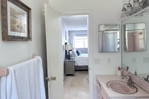 Copropriété à vendre à Deerfield Beach, Floride: 2 chambres, 81.94 m2 № 2146292 - photo 15