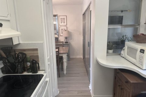 Copropriété à vendre à Deerfield Beach, Floride: 2 chambres, 81.94 m2 № 2146292 - photo 11