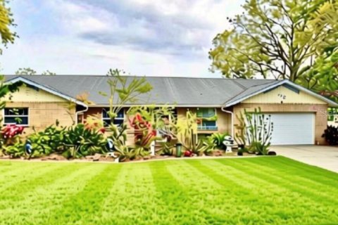Villa ou maison à South Daytona, Floride 4 chambres, 227.05 m2 № 2377784