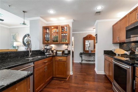 Copropriété à vendre à Tampa, Floride: 2 chambres, 134.99 m2 № 2315039 - photo 4