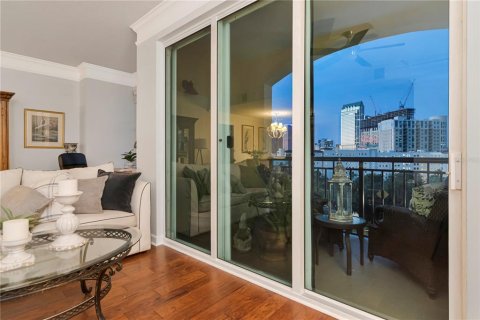 Copropriété à vendre à Tampa, Floride: 2 chambres, 134.99 m2 № 2315039 - photo 28