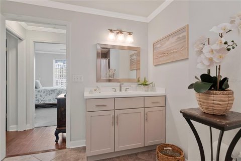 Copropriété à vendre à Tampa, Floride: 2 chambres, 134.99 m2 № 2315039 - photo 10