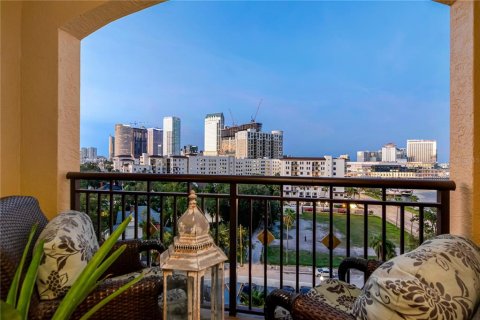 Copropriété à vendre à Tampa, Floride: 2 chambres, 134.99 m2 № 2315039 - photo 25