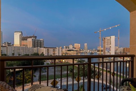 Copropriété à vendre à Tampa, Floride: 2 chambres, 134.99 m2 № 2315039 - photo 26