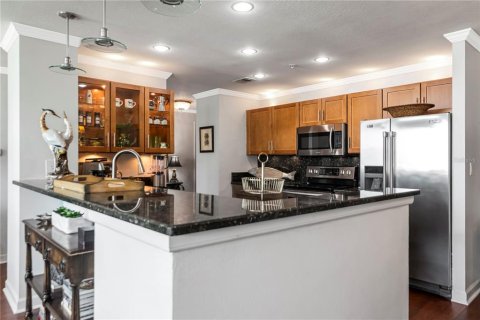 Copropriété à vendre à Tampa, Floride: 2 chambres, 134.99 m2 № 2315039 - photo 3