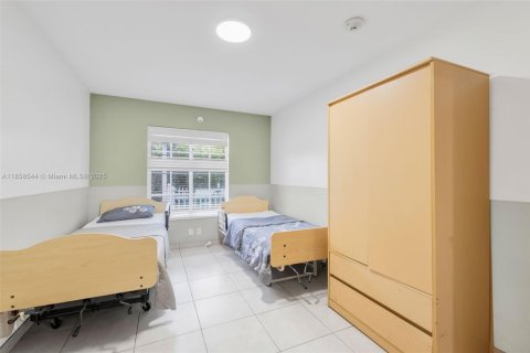 Propiedad comercial en venta en Margate, Florida № 1882089 - foto 23