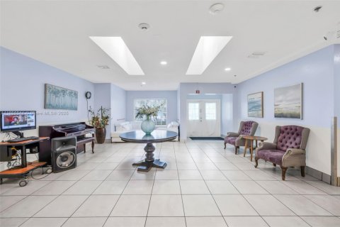Propiedad comercial en venta en Margate, Florida № 1882089 - foto 18