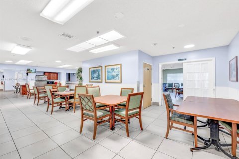 Propiedad comercial en venta en Margate, Florida № 1882089 - foto 14