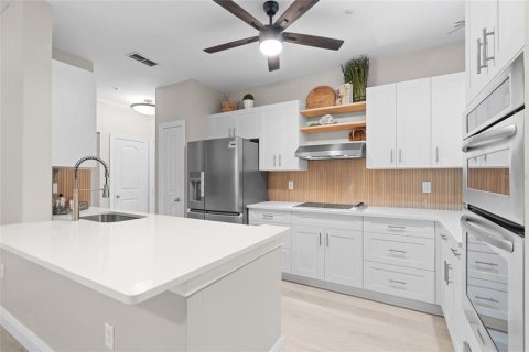 Condominio en venta en Tampa, Florida, 2 dormitorios, 92.53 m2 № 1852937 - foto 10