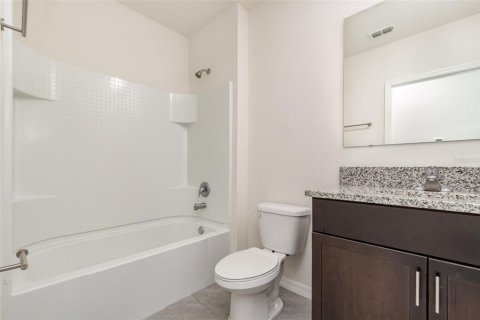 House in New Smyrna Beach, Florida 3 bedrooms, 153.29 sq.m. № 1807351 - photo 22