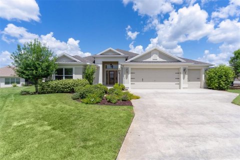 Casa en venta en The Villages, Florida, 4 dormitorios, 235.41 m2 № 1894824 - foto 1