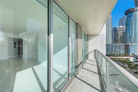 Condominio en venta en Miami, Florida, 2 dormitorios, 106.47 m2 № 2051188 - foto 30