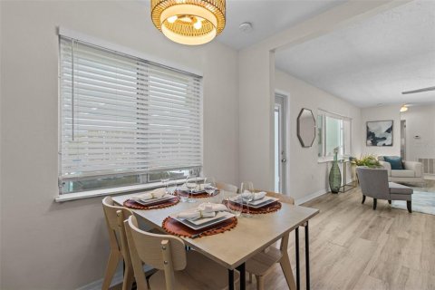 Casa en venta en Saint Petersburg, Florida, 3 dormitorios, 137.68 m2 № 1844836 - foto 9
