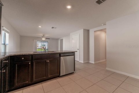 House in Kissimmee, Florida 4 bedrooms, 173.63 sq.m. № 1424224 - photo 10