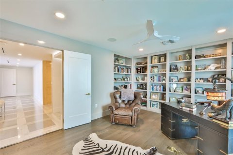 Condominio en venta en Tampa, Florida, 4 dormitorios, 489.41 m2 № 1634164 - foto 24