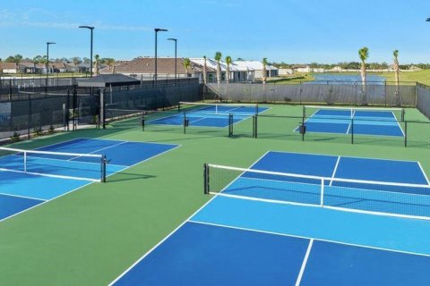 Villa ou maison à vendre à Kissimmee, Floride: 3 chambres, 158.77 m2 № 2126297 - photo 8