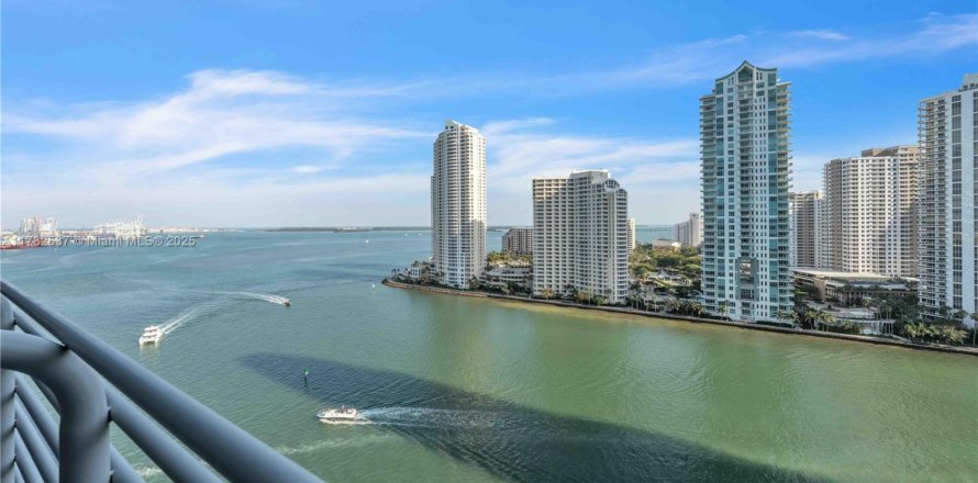 Condo in Miami, Florida, 1 bedroom  № 1741580