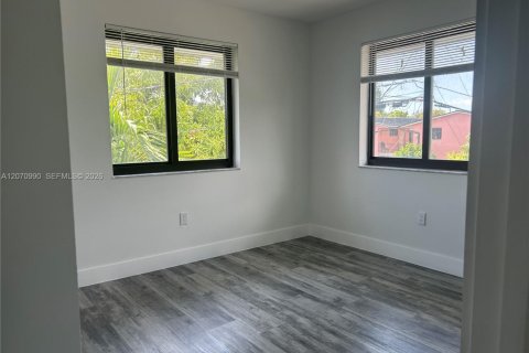 Appartement à louer à Miami, Floride: 2 chambres, 60.39 m2 № 2301603 - photo 7