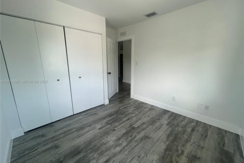 Appartement à louer à Miami, Floride: 2 chambres, 60.39 m2 № 2301603 - photo 10