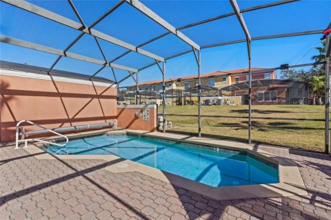 Touwnhouse à vendre à Kissimmee, Floride: 4 chambres, 151.99 m2 № 2144140 - photo 25