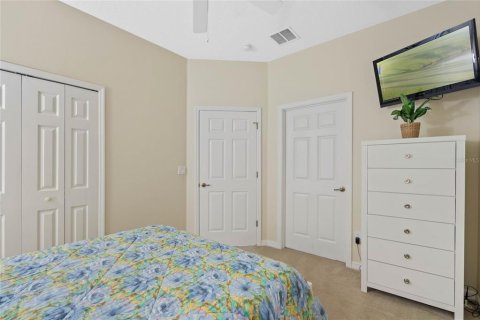 Touwnhouse à vendre à Kissimmee, Floride: 4 chambres, 151.99 m2 № 2144140 - photo 13
