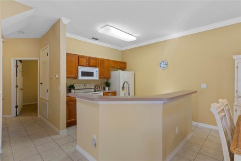 Touwnhouse à vendre à Kissimmee, Floride: 4 chambres, 151.99 m2 № 2144140 - photo 9