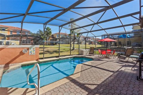 Touwnhouse à vendre à Kissimmee, Floride: 4 chambres, 151.99 m2 № 2144140 - photo 2