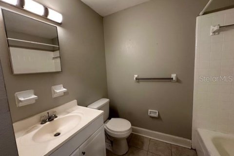 House in Winter Haven, Florida 3 bedrooms, 105.35 sq.m. № 1911612 - photo 12