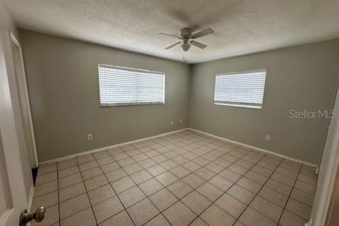 House in Winter Haven, Florida 3 bedrooms, 105.35 sq.m. № 1911612 - photo 14