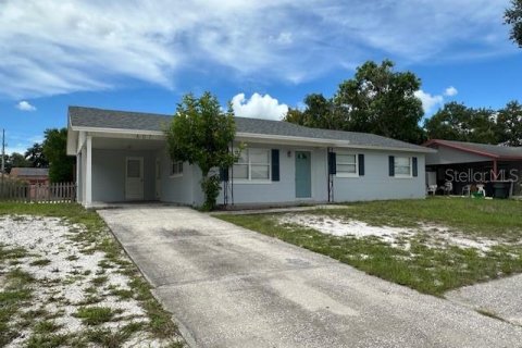 House in Winter Haven, Florida 3 bedrooms, 105.35 sq.m. № 1911612 - photo 28