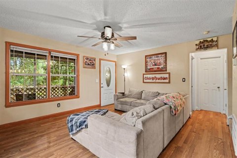 House in Ormond Beach, Florida 3 bedrooms, 130.43 sq.m. № 2198708 - photo 4