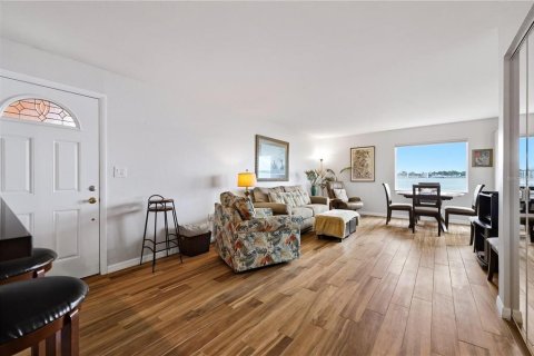 Copropriété à vendre à Saint Petersburg, Floride: 1 chambre, 82.22 m2 № 2318761 - photo 16