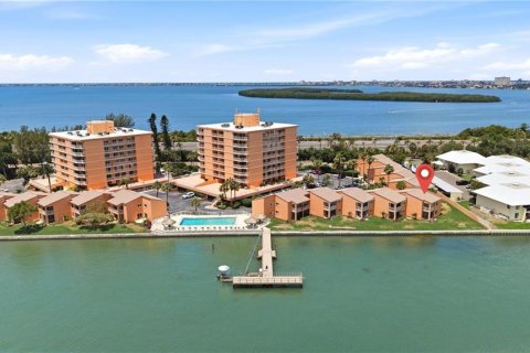 Copropriété à vendre à Saint Petersburg, Floride: 1 chambre, 82.22 m2 № 2318761 - photo 4