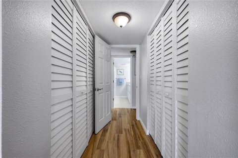 Copropriété à vendre à Saint Petersburg, Floride: 1 chambre, 82.22 m2 № 2318761 - photo 24